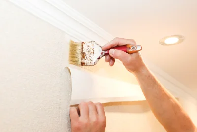 Pose de papier peint à la Rosière — revêtements muraux et toiles de verre